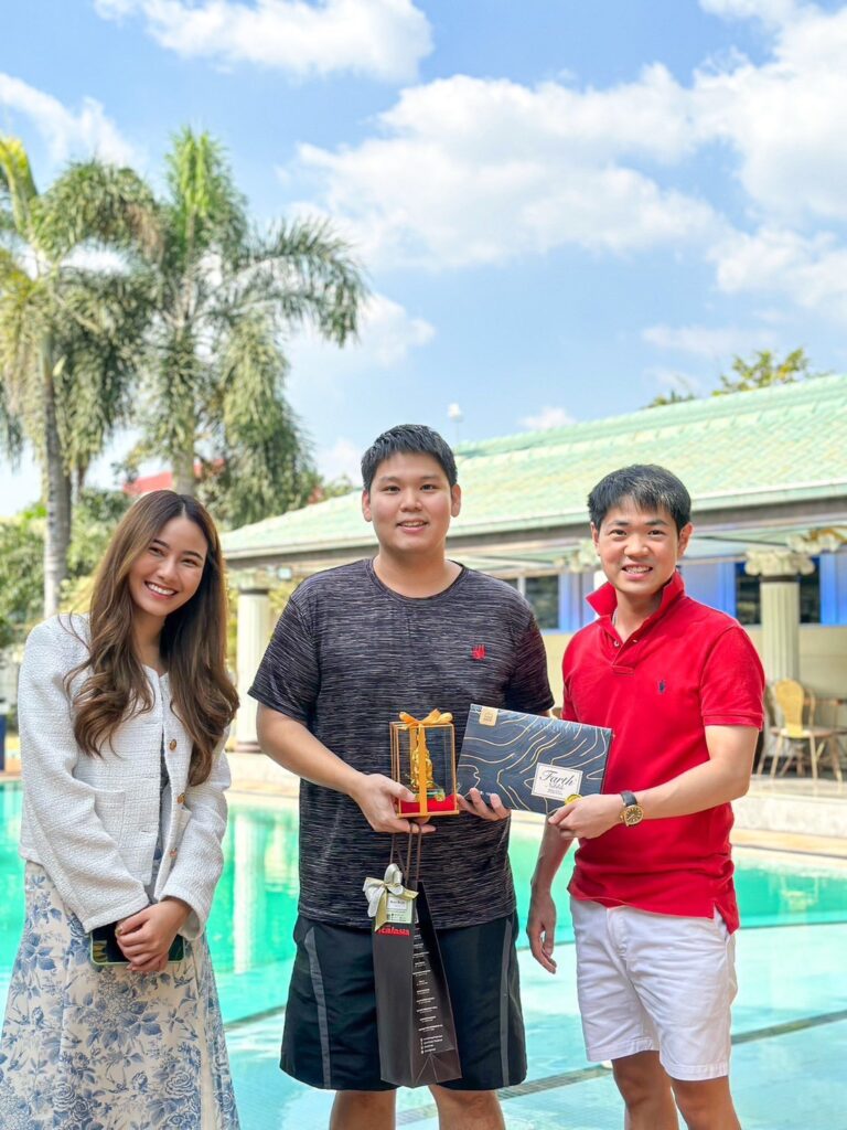 LINE_ALBUM_No.1_260110_20